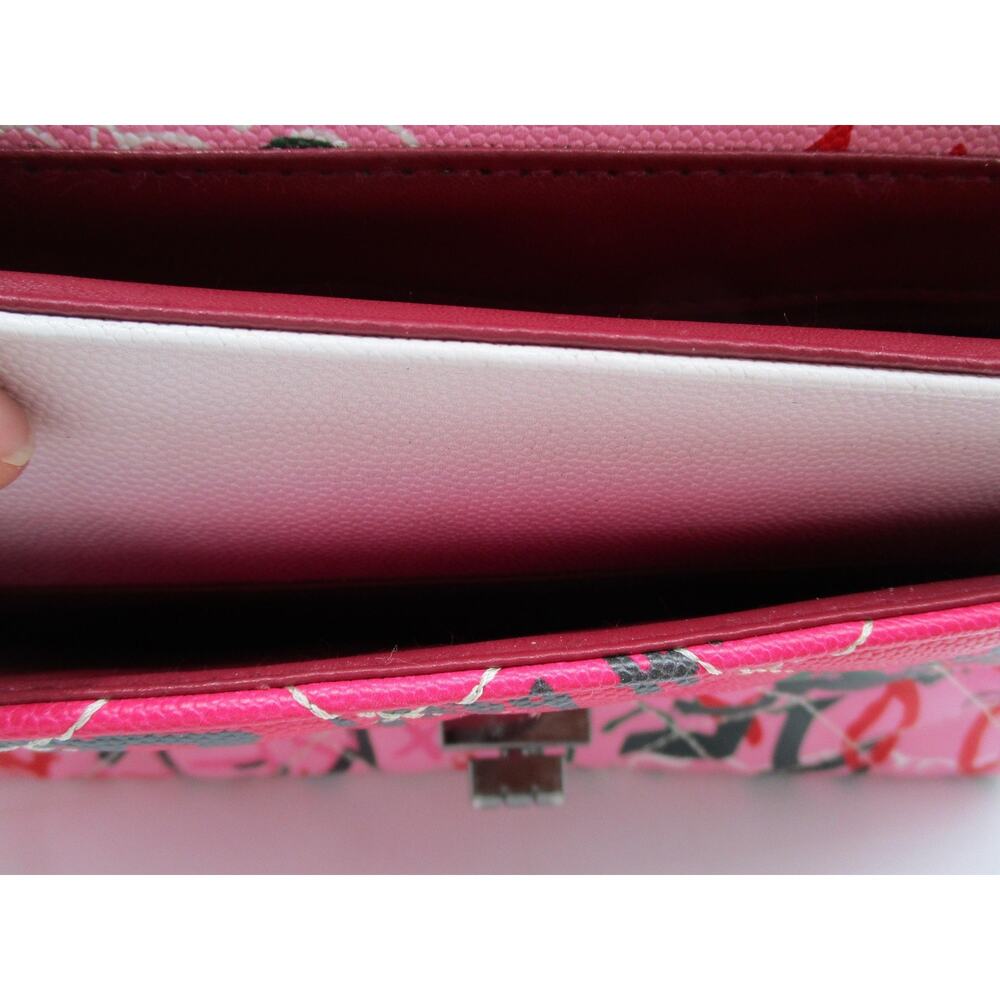 Pink Graffiti Print Quilted Flap Bag Black Chain Strap - Picture 7 of 11